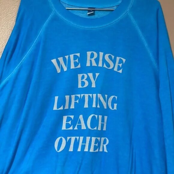 Old Navy "We rise by lifting each other" Sweatshirt EUC size M - Picture 4 of 8